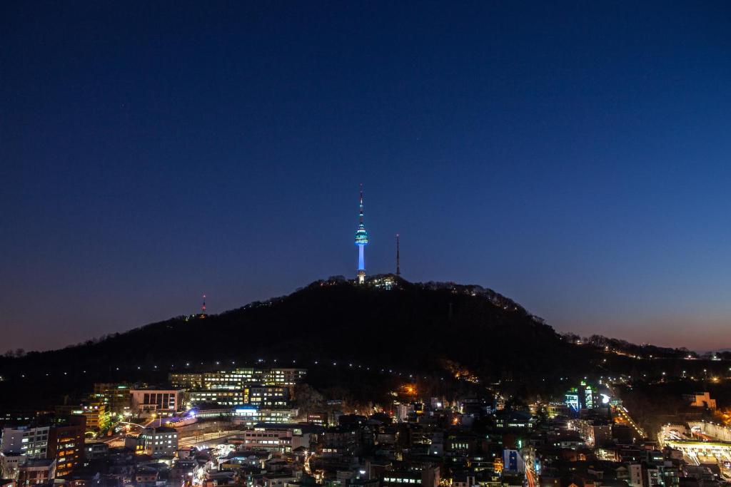 명동 솔로 여행 숙소: 밀리오레 호텔 서울 명동 추천